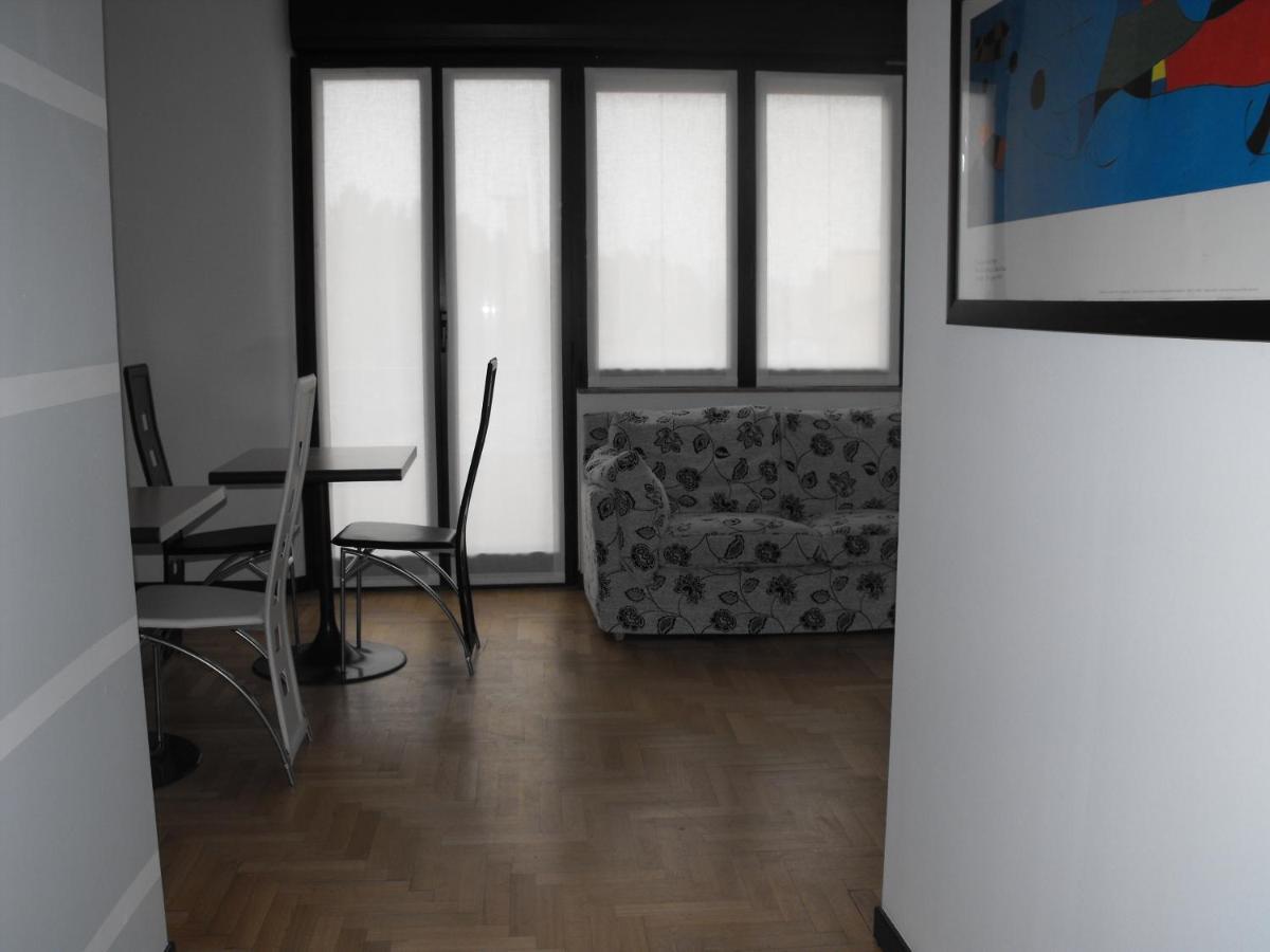 Mini Hotel Wine & Dreams อัลบา ภายนอก รูปภาพ